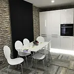 Ajla Апартаменты *