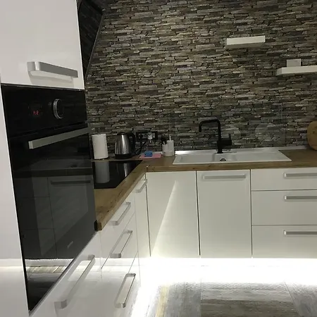 Ajla Apartment