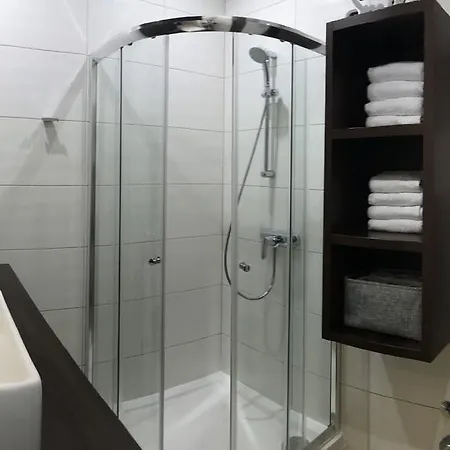 Apartament Ajla *